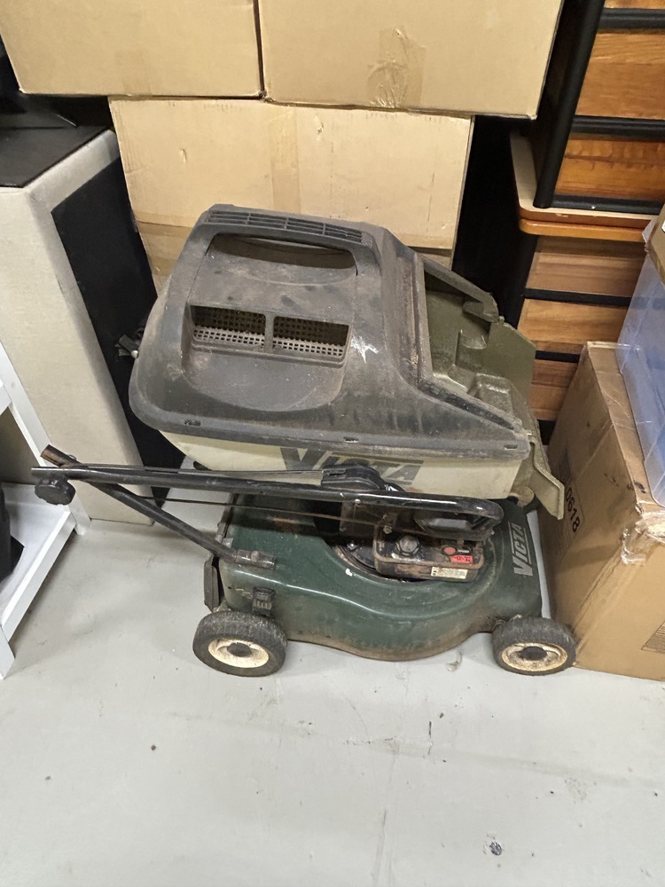 Wilson Storage Caroline Springs Self Storage Unit auction IB-8804