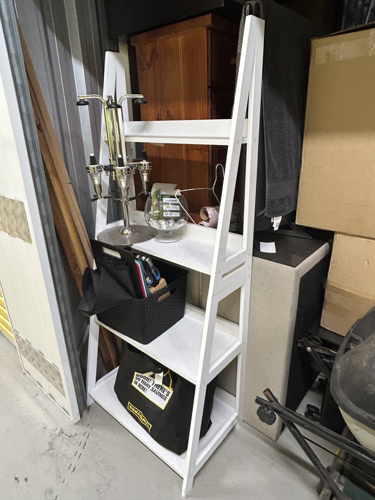 Wilson Storage Caroline Springs Abandoned Self Storage Auctions auction IB-8804