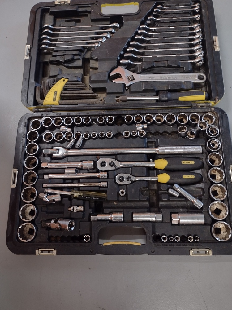 Kennards Self Storage Virginia Storage auction IB-6788