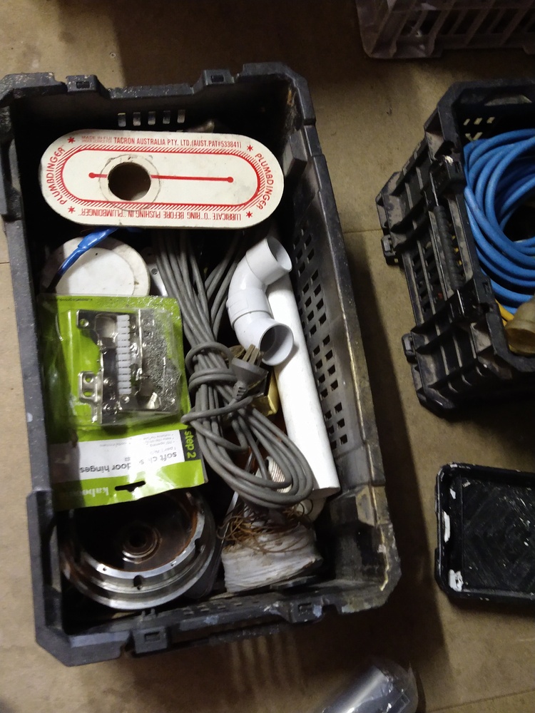 Kennards Self Storage Baringa Self Storage Facility Unit auction IB-7823