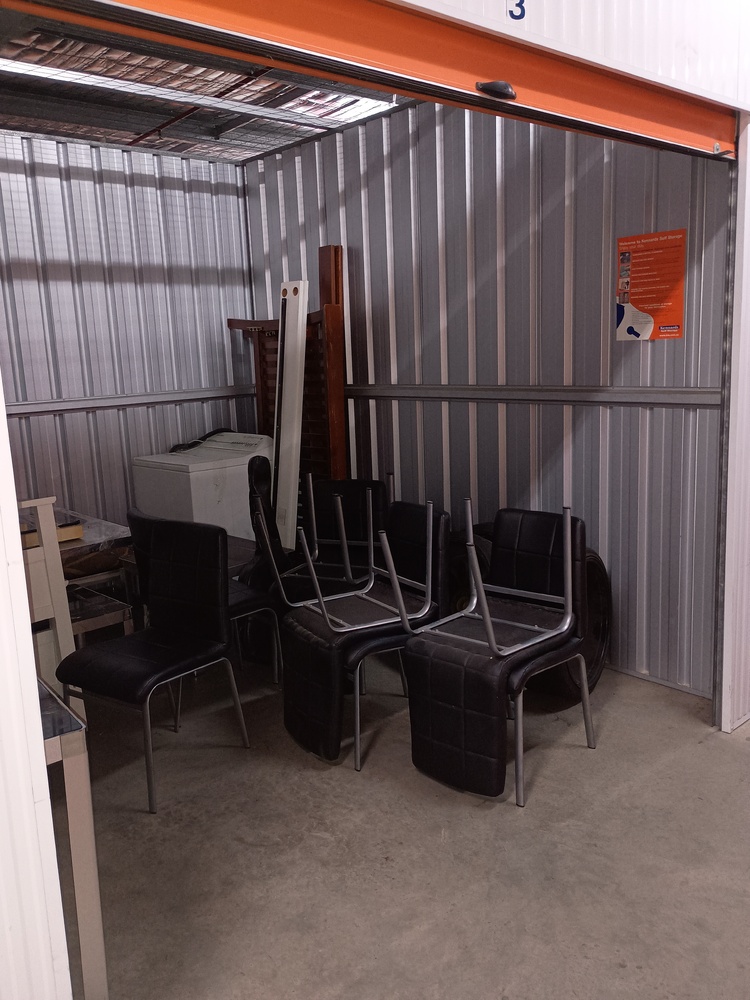 Kennards Self Storage Hoxton Park Storage auction IB-9348