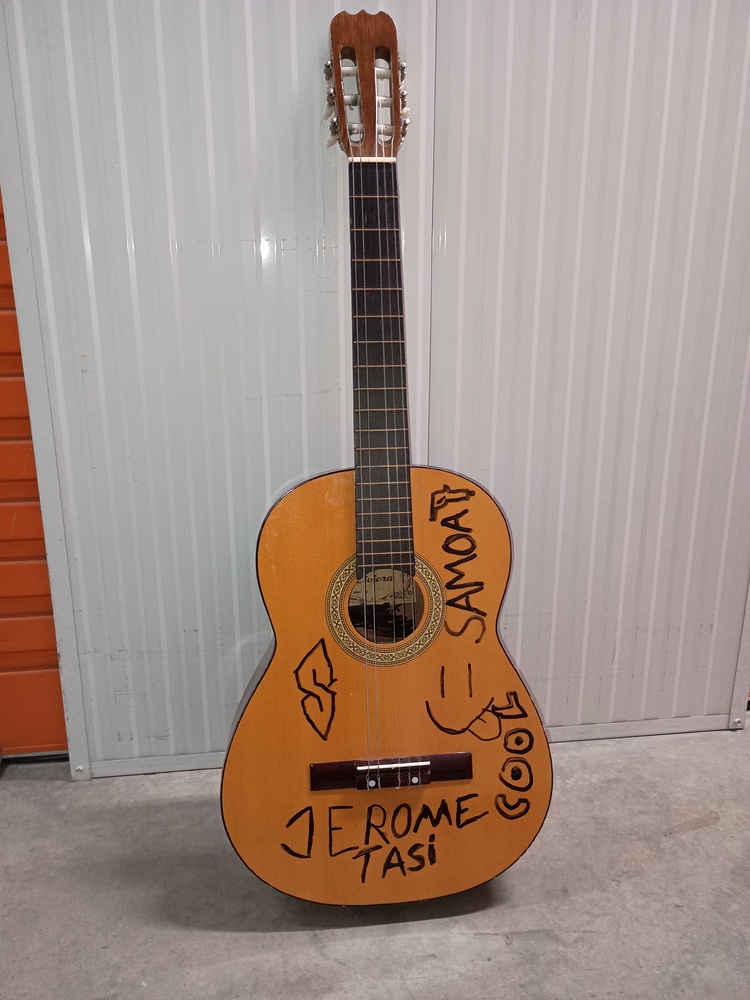 Kennards Self Storage Hoxton Park Bid on Self Storage Unit auction IB-9348