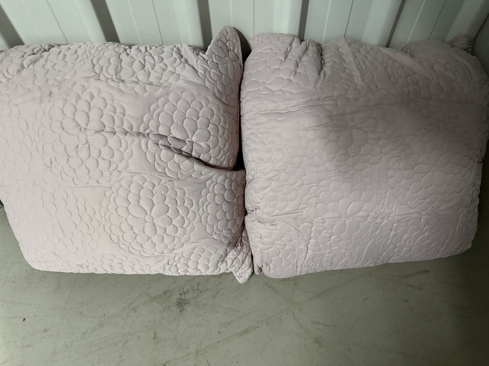 Island Secure Storage Abandoned Storage shed Auctions auction IB-3378