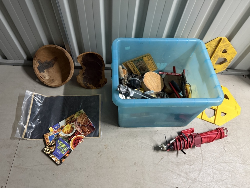 Island Secure Storage Storage Shed Auctions auction IB-3378