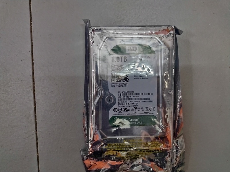 Kennards Self Storage Wollongong Abandoned Storage Unit Auctions auction IB-3464