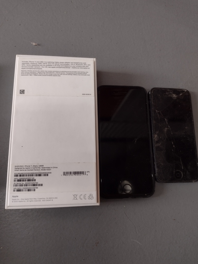 Kennards Self Storage Wollongong Storage Auctions auction IB-3464