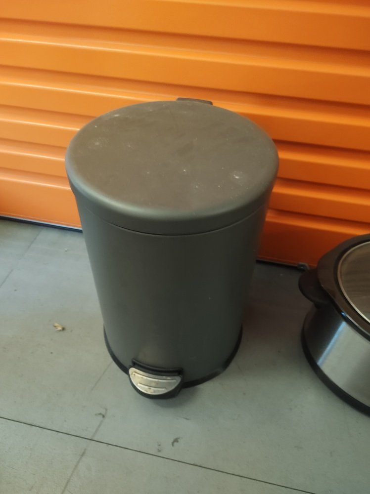 Kennards Self Storage Penrith Abandoned Storage shed Auctions auction IB-4747