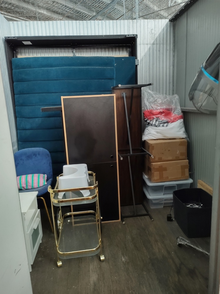 Kennards Self Storage Ultimo 1 Bid on Storage auction IB-1421