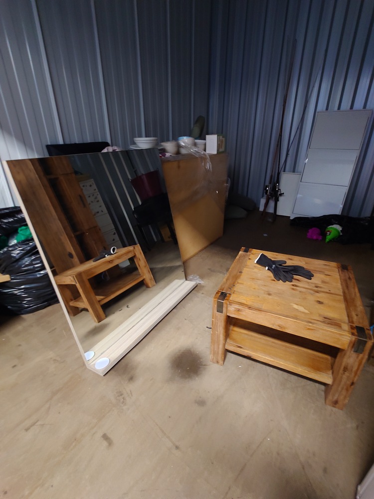 Storage King Revesby Abandoned Storage Auctions auction IB-6511