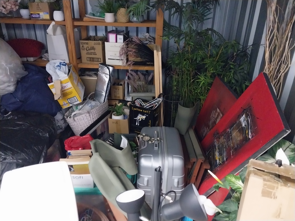 Storage King Southport  & Minnie St Self Storage Facility Unit auction IB-5136