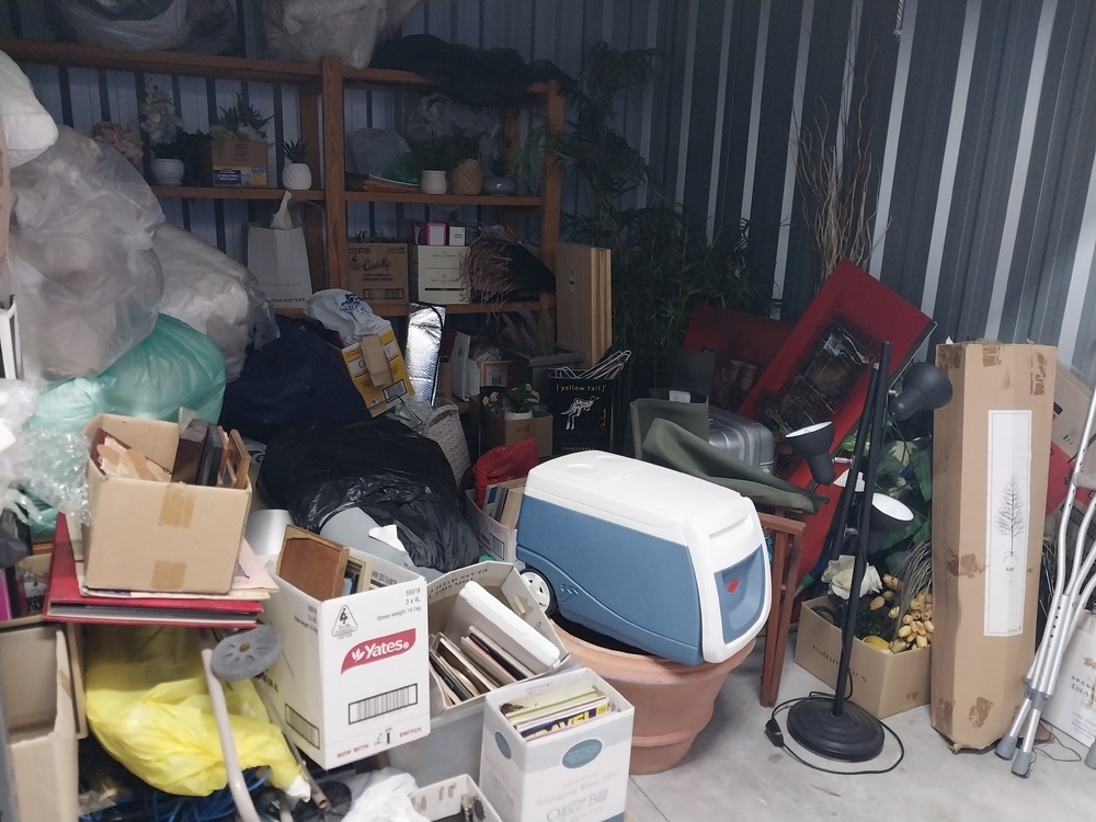 Storage King Southport  & Minnie St Bid on Storage Unit auction IB-5136