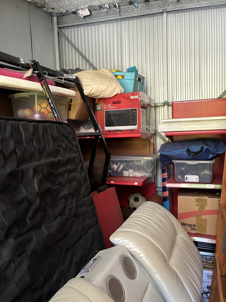 Storage Choice Sumner Park Storage Auctions auction IB-5814