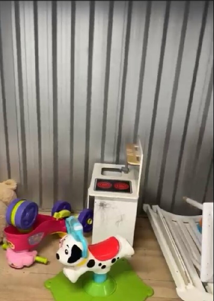 StoreLocal Penrith Storage Unit auction IB-6926