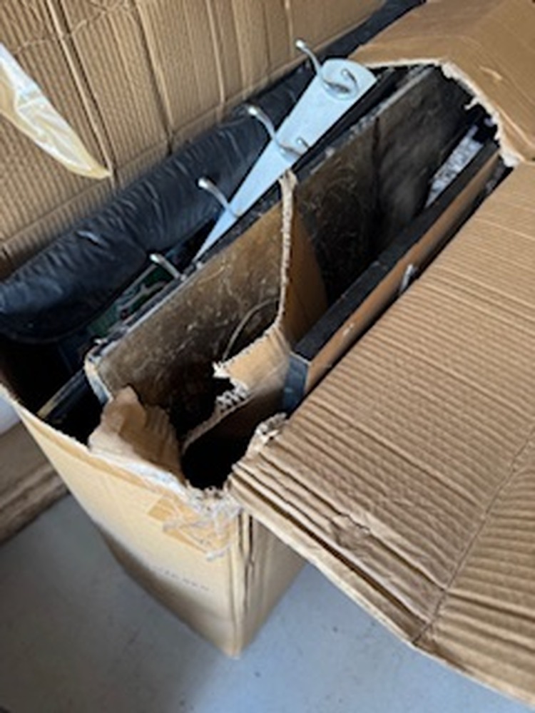 Lock n Store Mandurah Abandoned Self Storage Auctions auction IB-3272