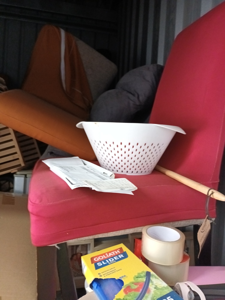 Storage King Tullamarine Abandoned Storage garage Auctions auction IB-6889