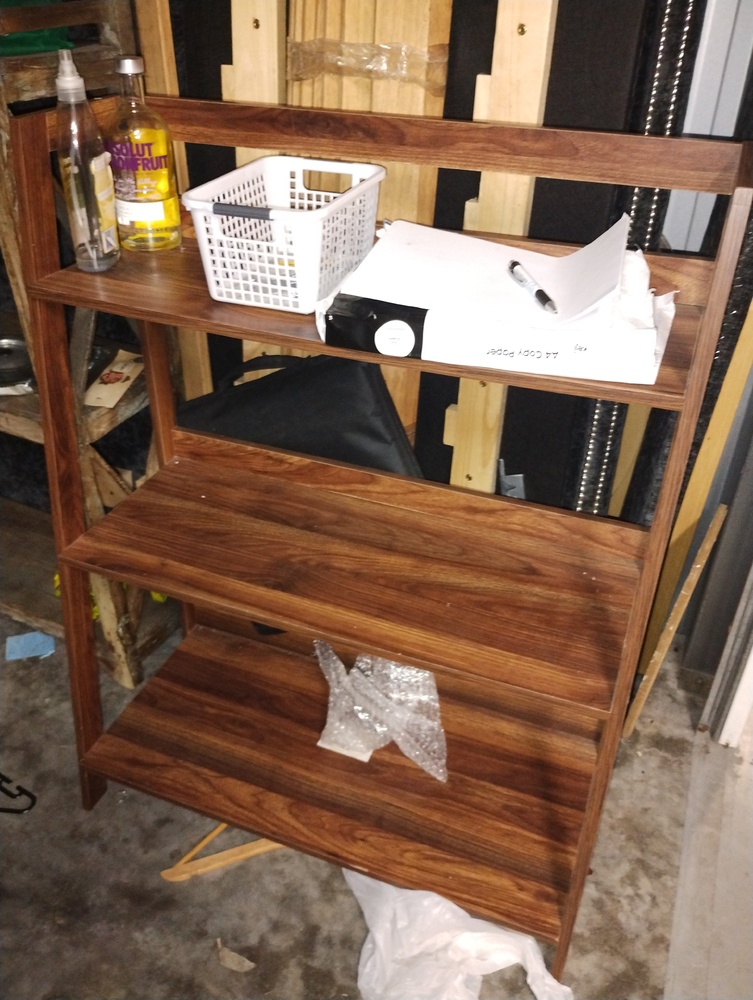 Kennards Self Storage Warrawong Bid on Self Storage Unit auction IB-8868