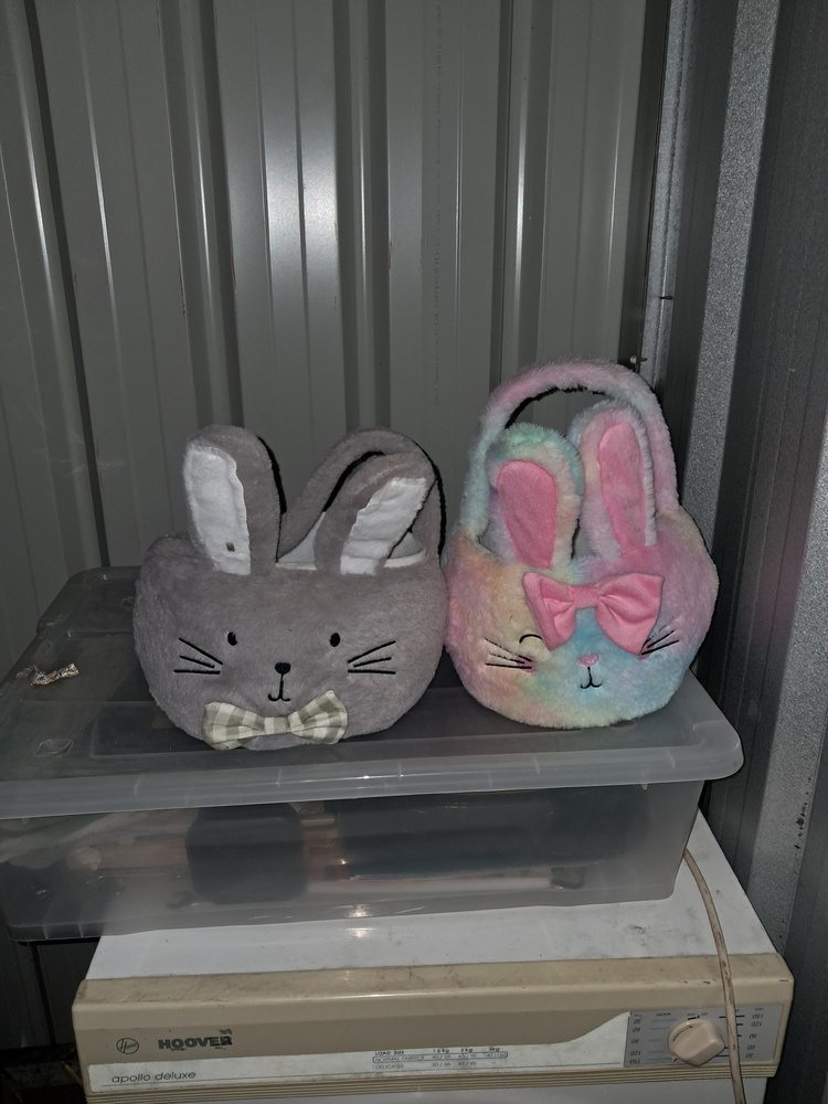 Storage King Maddington South Storage Unit auction IB-3386