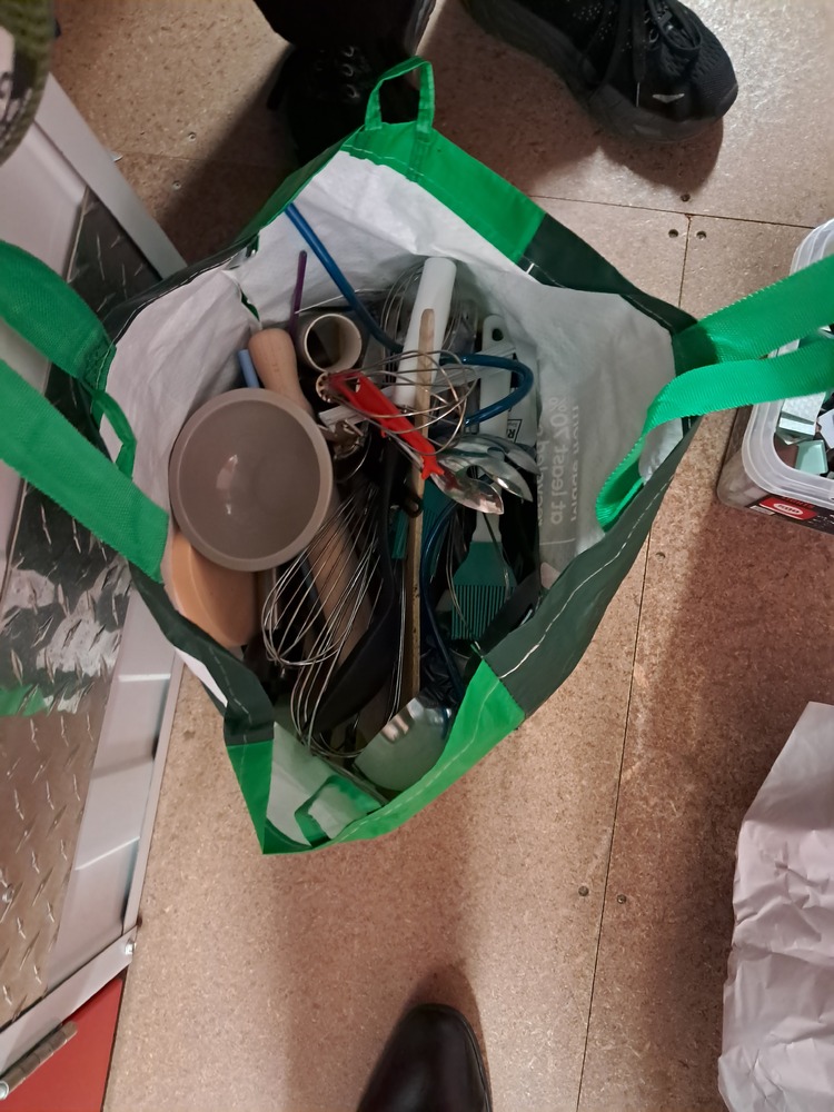 Storage King Maddington South Bid on Storage auction IB-3386