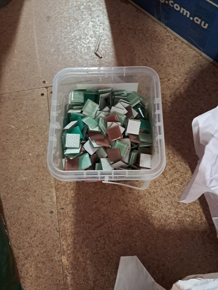 Storage King Maddington South Abandoned Storage centre Auctions auction IB-3386