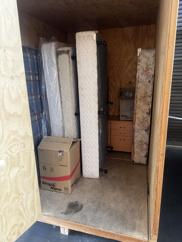 SuperEasy Storage Perth South Storage auction IB-9516