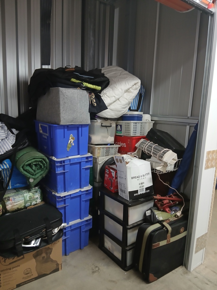 StorHub North Lakes Self Storage auction IB-6111