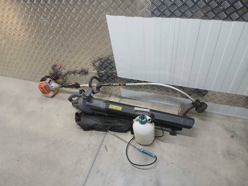 StorHub North Lakes Bid on Storage Unit auction IB-6111