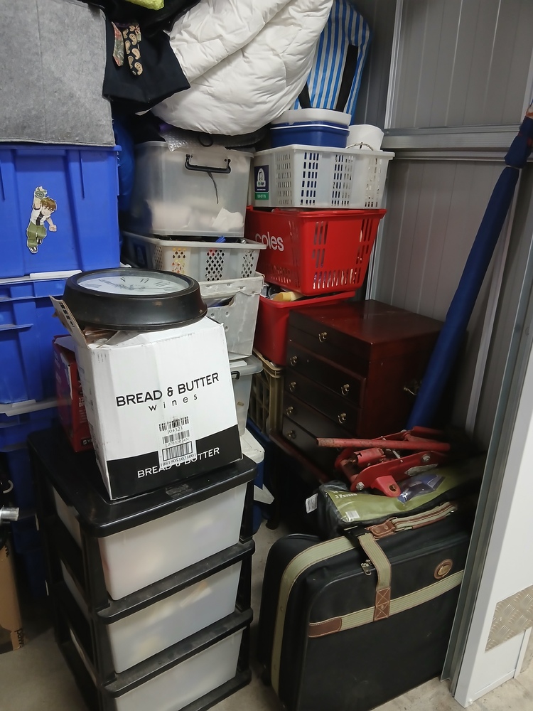 StorHub North Lakes Bid on Storage auction IB-6111