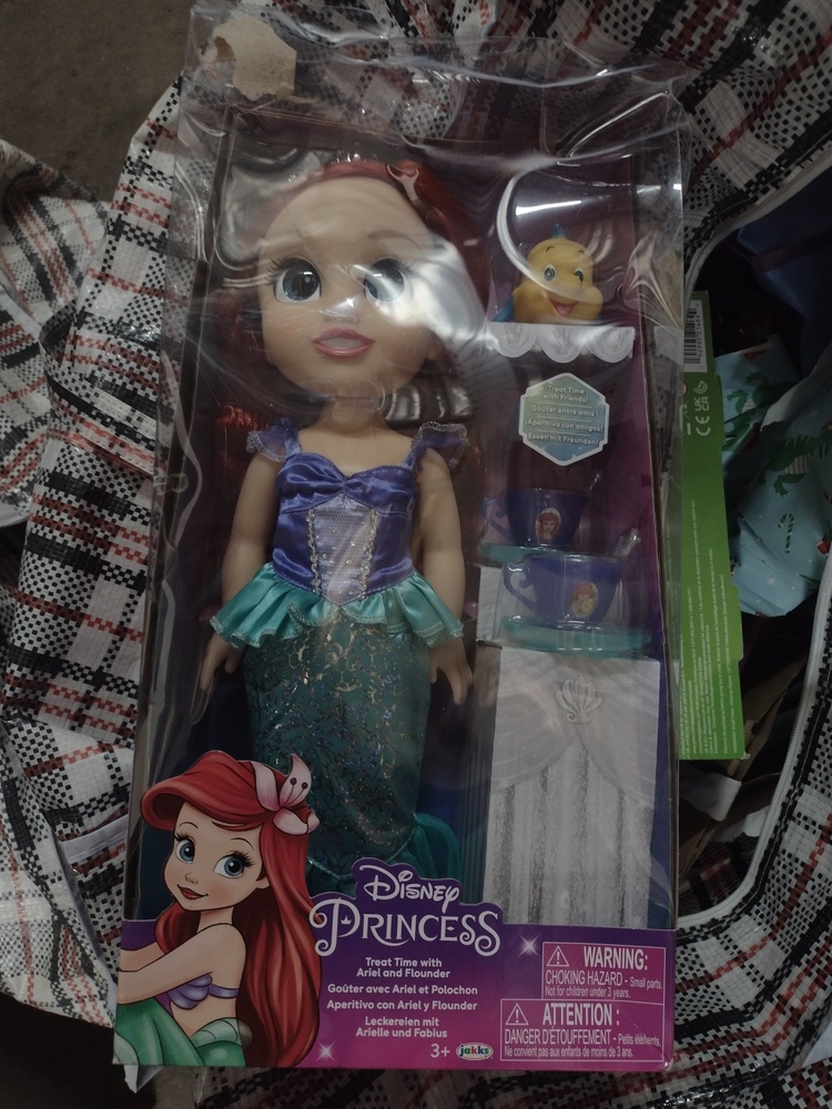 Kennards Self Storage Kingsgrove Abandoned Storage Unit Auctions auction IB-1233