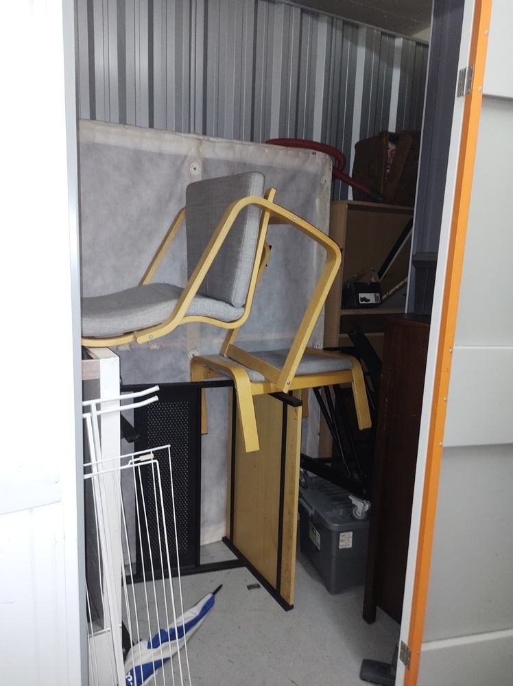 Kennards Self Storage Flemington Storage auction IB-7338