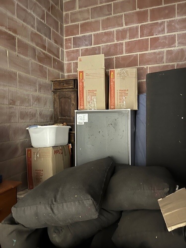 Lock n Store - Rockingham Self Storage Facility Unit auction IB-2500