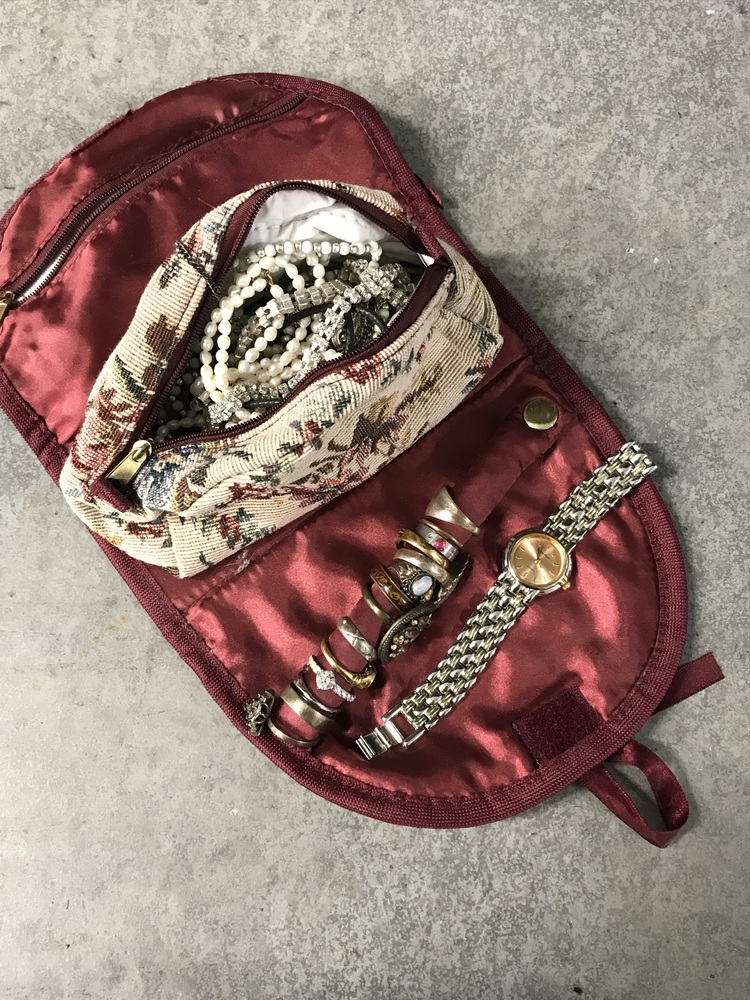 Storage King Caringbah Bid on Storage Unit auction IB-9139