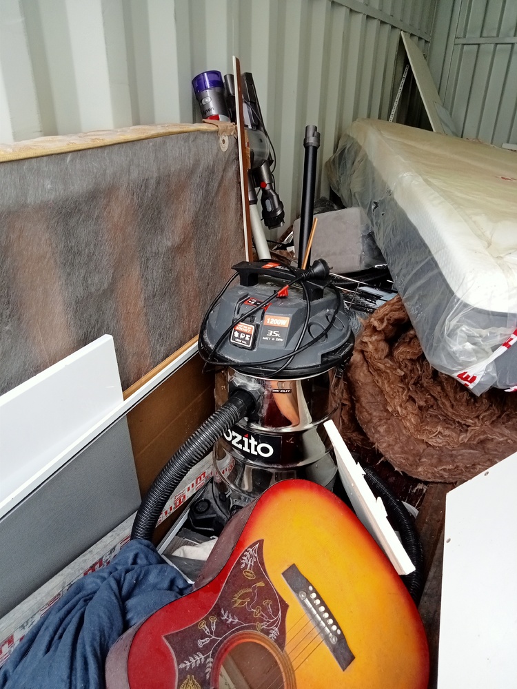 Sinclair Storage - Gold Coast Bid on Self Storage Unit auction IB-4607