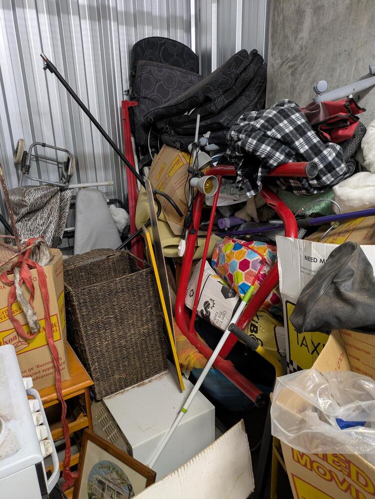 Storage King Brendale Abandoned Storage centre Auctions auction IB-8032