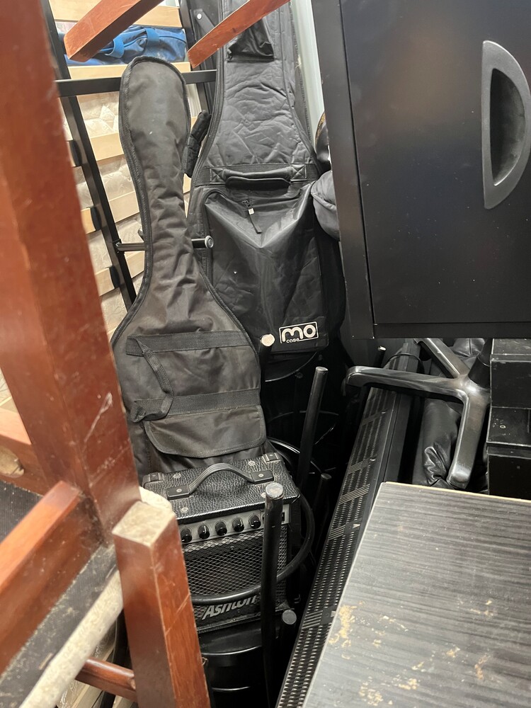 Wilson Storage Knoxfield Bid on Storage Unit auction IB-4914