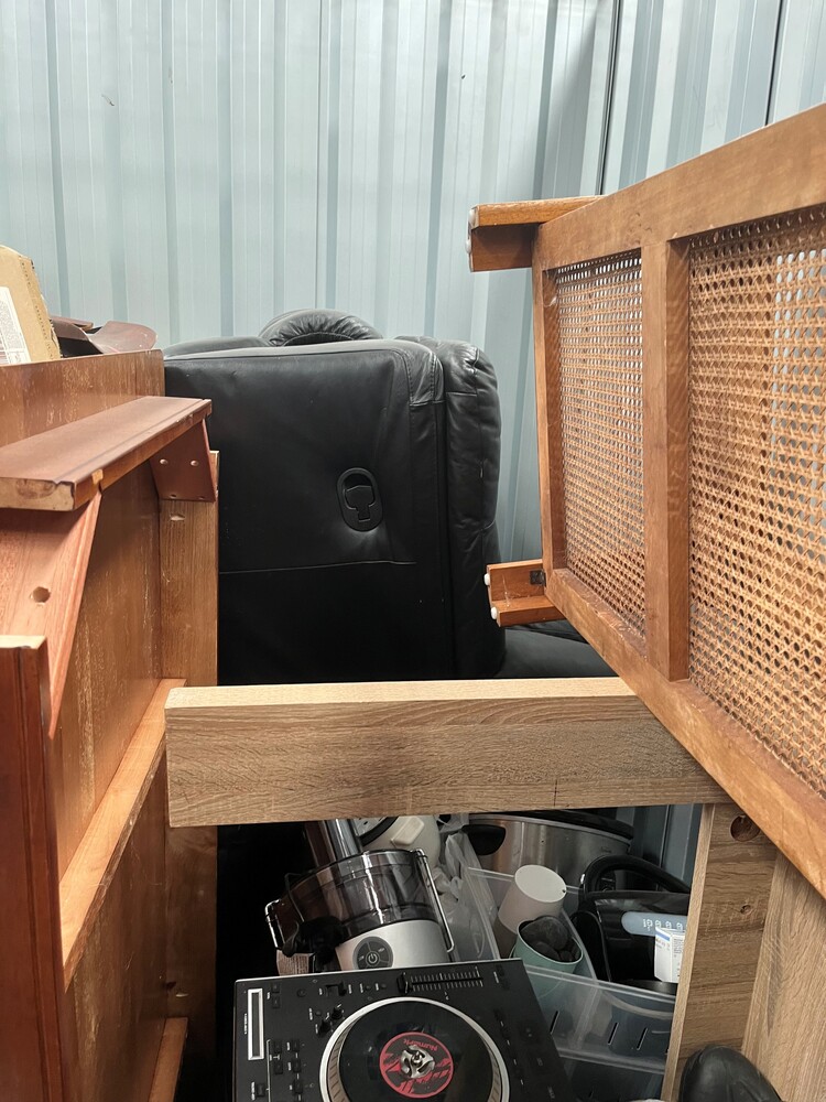 Wilson Storage Knoxfield Abandoned Storage centre Auctions auction IB-4914