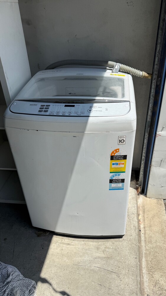 Storage King Greenacre Bid on Storage auction IB-3711