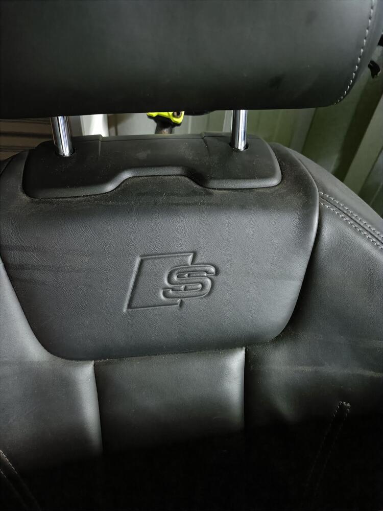 Storage King Lisarow Storage auction IB-3749