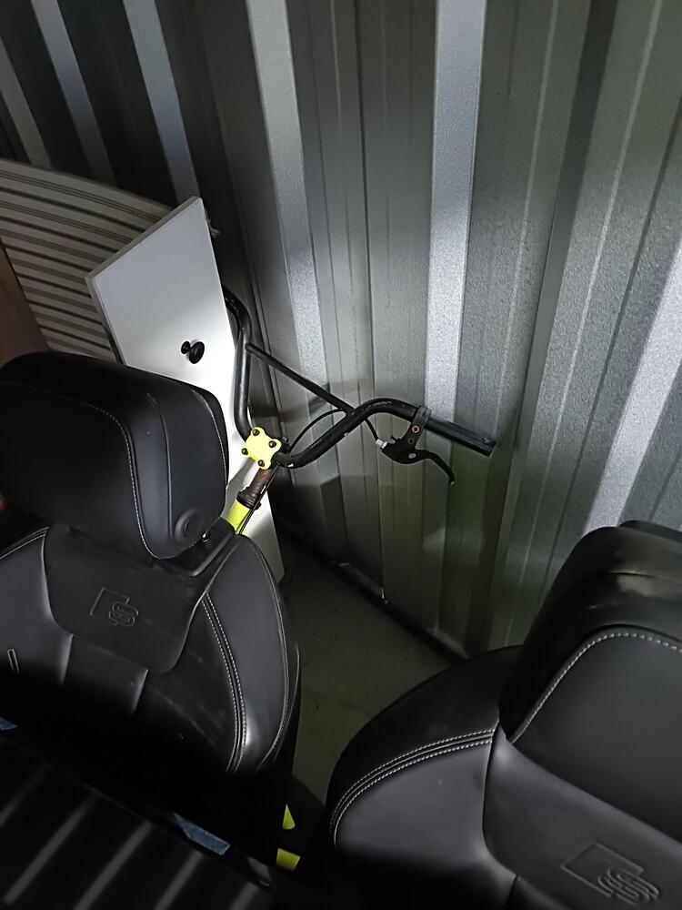 Storage King Lisarow Storage Unit auction IB-3749