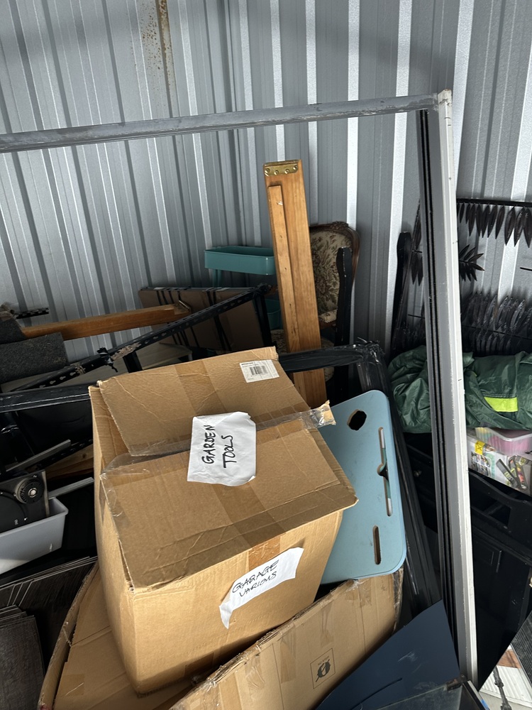 GoodStore Pakenham Storage Unit auction IB-6371