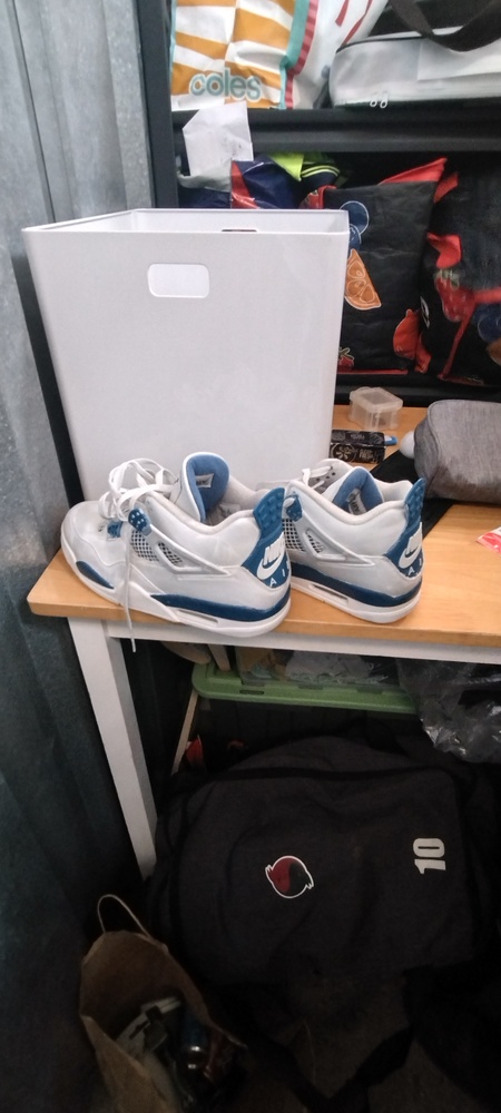 Kennards Self Storage Waterloo Self Storage auction IB-6708