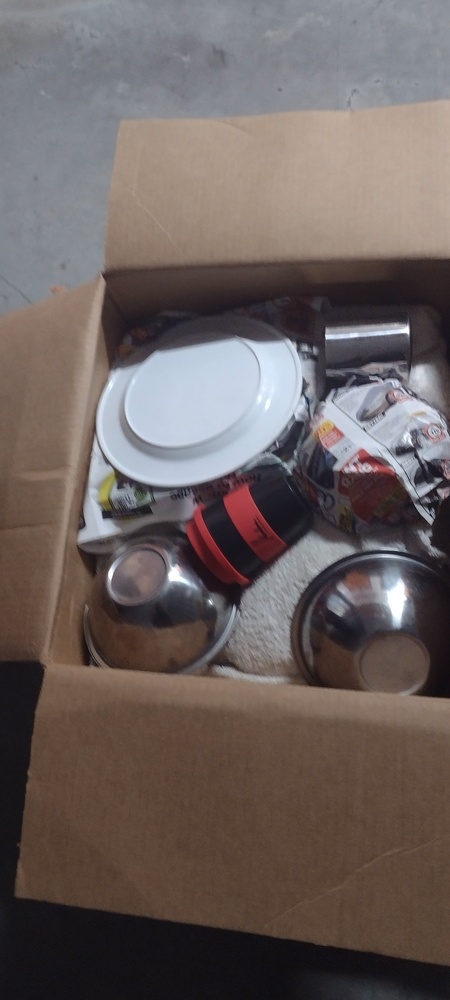 Kennards Self Storage Waterloo Abandoned Storage shed Auctions auction IB-3295