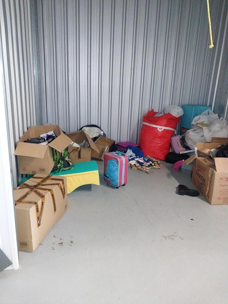 Storage King Goulburn Abandoned Self Storage Auctions auction IB-9894