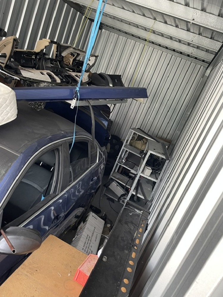 Easylock Storage Southport Self Storage Unit auction IB-9444