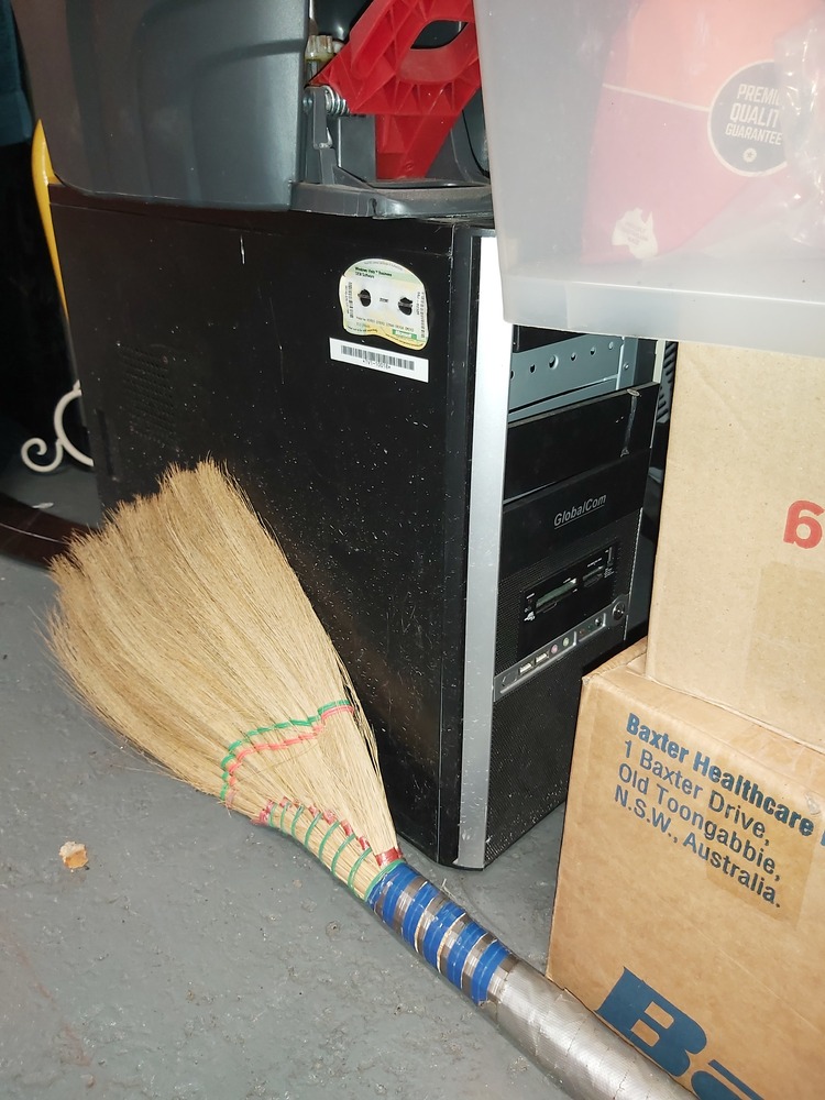 Rent a Space West Ryde Bid on Storage auction IB-4208