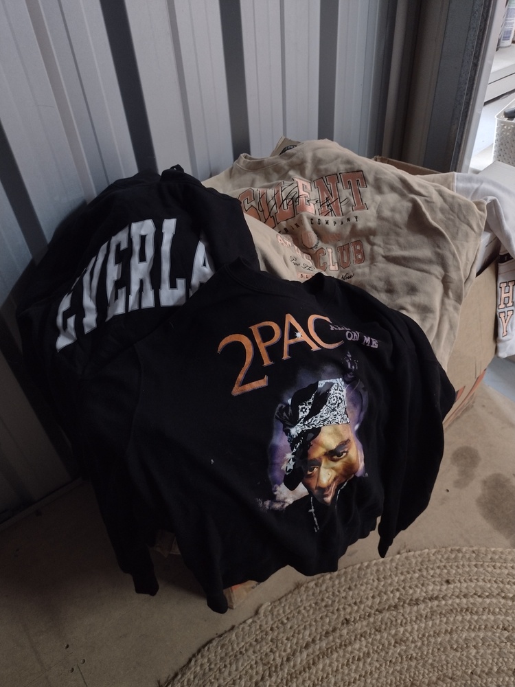 Kennards Self Storage Wollongong Abandoned Storage garage Auctions auction IB-5891