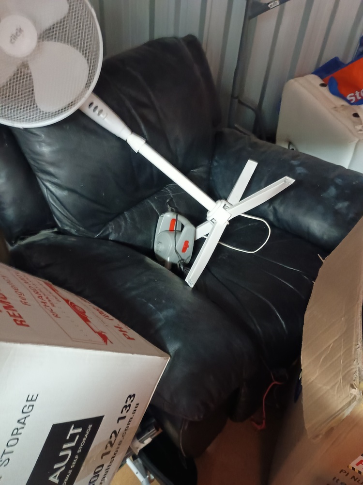 Kennards Self Storage Croydon Park Bid on Storage auction IB-4127