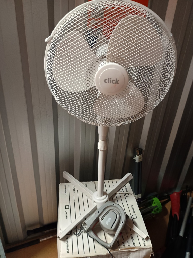 Kennards Self Storage Croydon Park Storage Unit Auction auction IB-4127