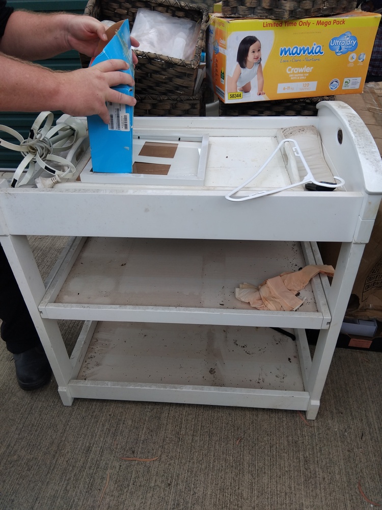 Guardian Self Storage Rockhampton AustraliaÂ Storage Auctions auction IB-1570