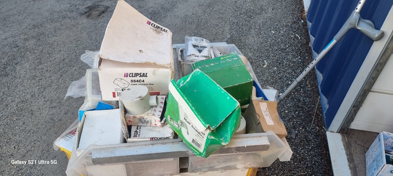 Secure Storage Kenwick Abandoned Storage centre Auctions auction IB-3343