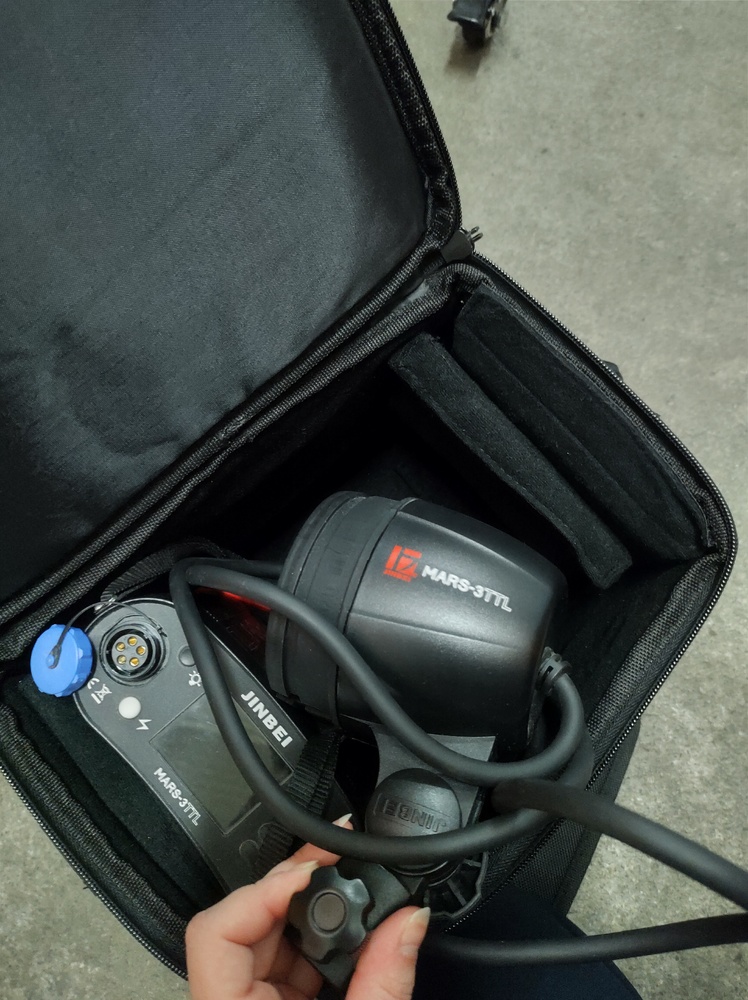 Kennards Self Storage Ultimo 1 Storage garage Auctions auction IB-1512